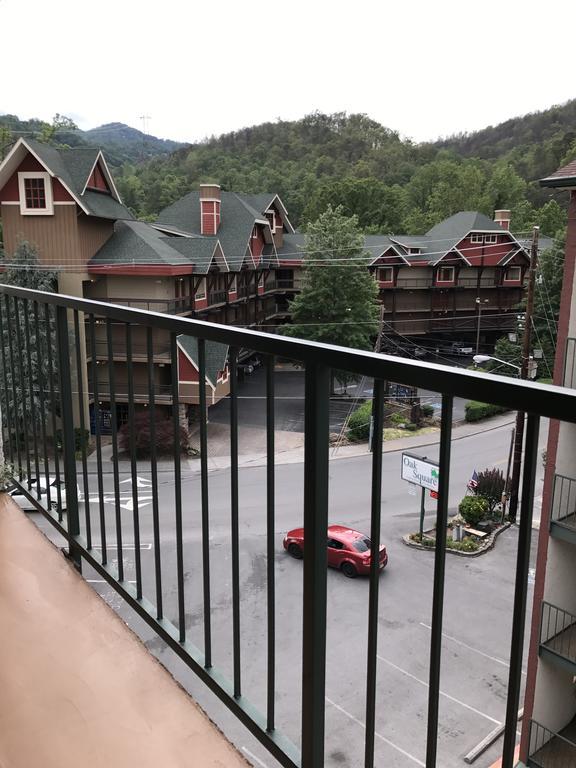 Downtown Gatlinburg Apartment Esterno foto